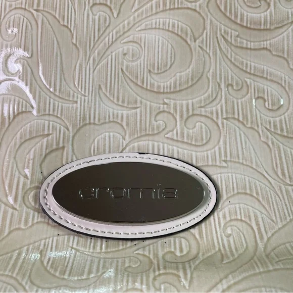 Italian Leather Luxurious Cromia handbag medium size winter white - Picture 4 of 9